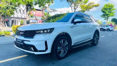 Kia Sorento 2023 2.2D Signature Белый