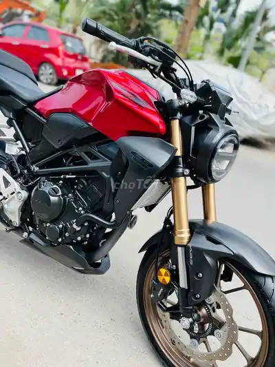 HONDA CB 300R мотоцикл как из коробки 1200км