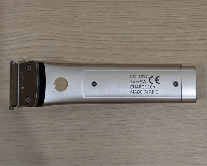 Машинка для стрижки Kemei KM-5017 и триммер 3-в-1 Kemei KM-6630