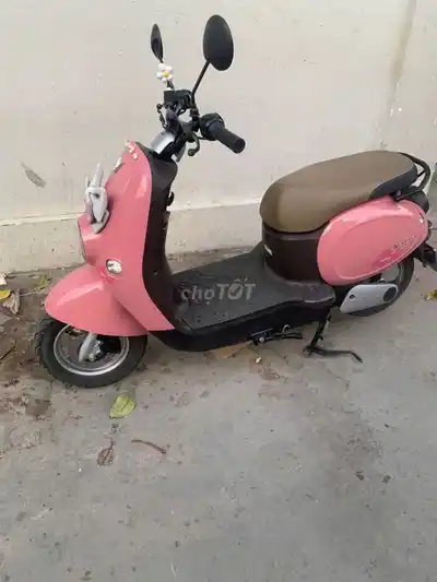 Розовый электроскутер Vin Mitio