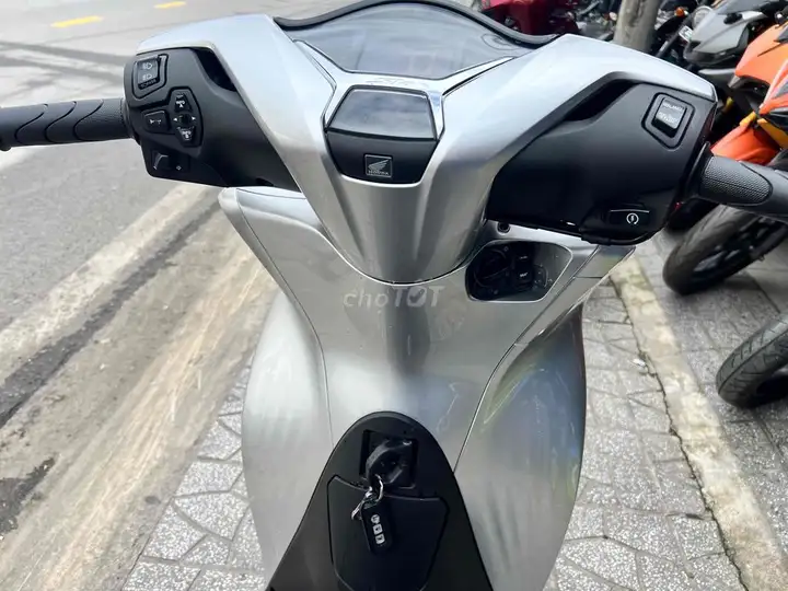 Honda SH 125 2021 — Dong Moto Dalat
