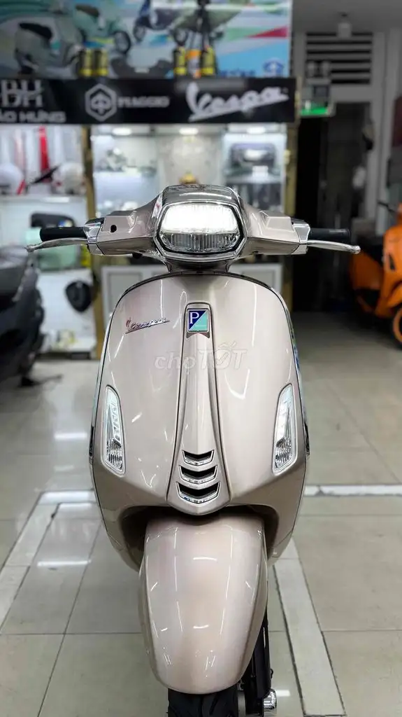 Piaggio Vespa Sprint TFT 2023 Бронзовый