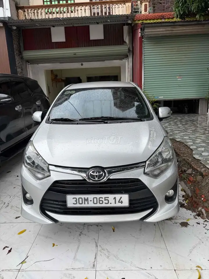 Toyota Wigo 2023 МКПП Серебристый 110000 км