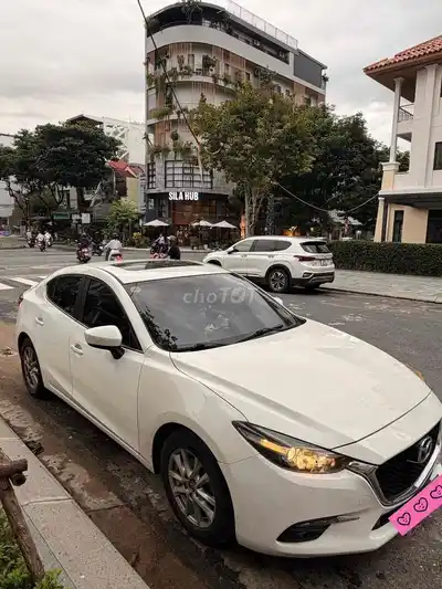 Mazda 3 Sedan Deluxe 2019 Белый