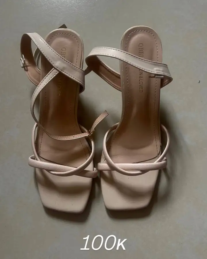 Вещи: одежда XS-S, обувь 38-38,5
