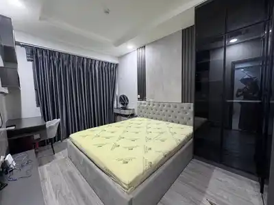 Роскошные апартаменты с 2 спальнями и балконом - Central Plaza за 16 евро/месяц.