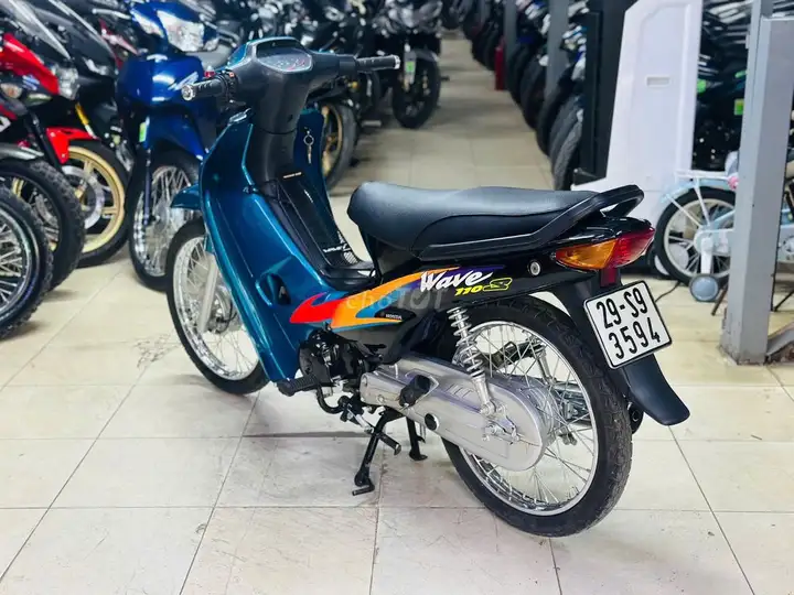 Мотосалон Thịnh Phát - Honda Wave A 100 первого поколения, синий, отличный