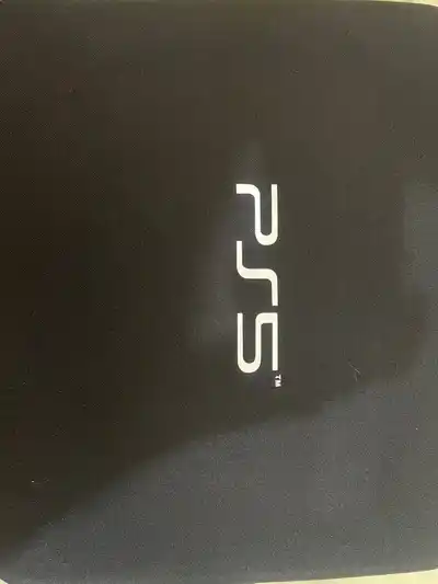 Игровая консоль PS5 с чехлом