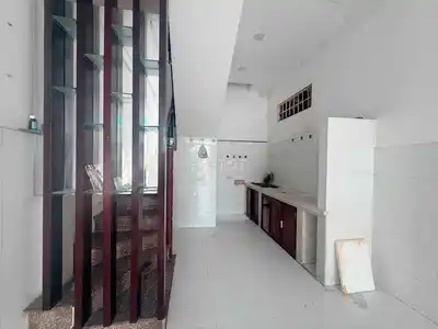 Аренда недорогого двухэтажного дома в районе Binh Tri Dong