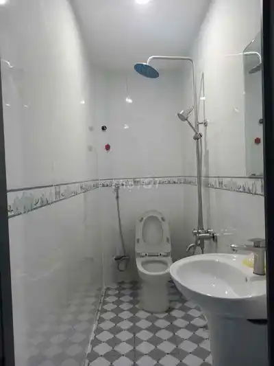 Сдается в аренду дом Thanh Loc, 13 футов, 75 м2, 1 этаж, 1 этаж, 2 спальни, 1 туалет, прямо в Бонг Сене