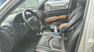 Hyundai Santafe 5-местный серебристый