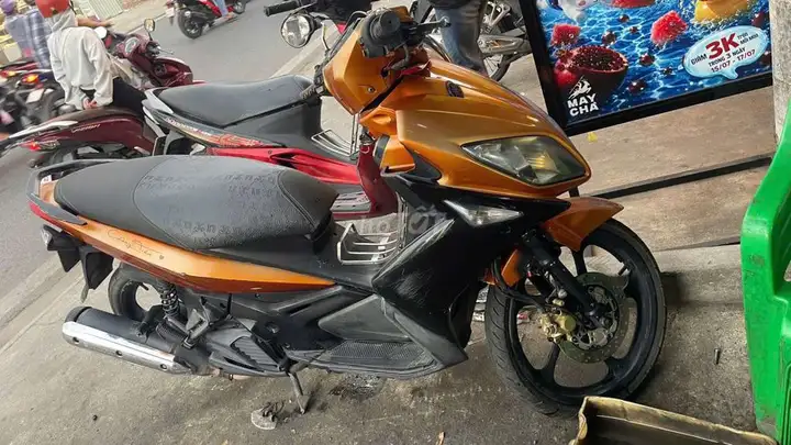Honda Air Blade скутер