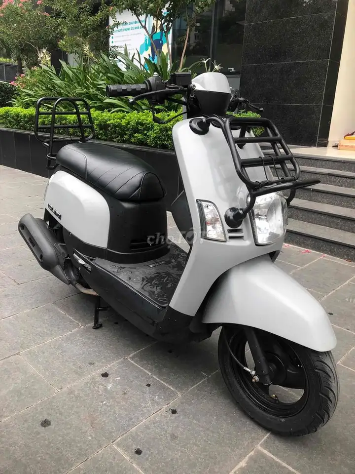 Yamaha Cuxi серий скутер