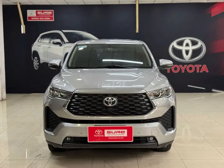Toyota Innova Cross 2.0V 2024, с договором купли-продажи