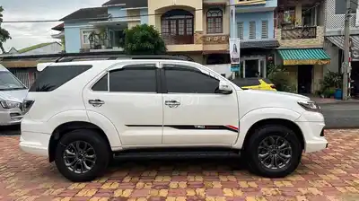 Toyota Fortuner Sportivo 2016 1 мост Белый