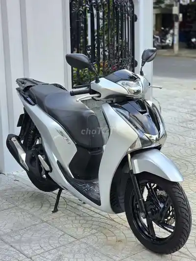 Honda SH 2019 Порше Редкое серебро