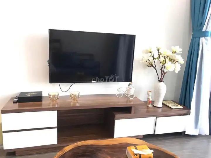 2-комн. квартира, 2 с/у, FPT Plaza 2, вся мебель, свободна с 21.09
