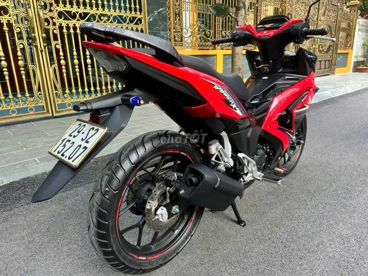 Honda Winner X Красно-черный 150cc