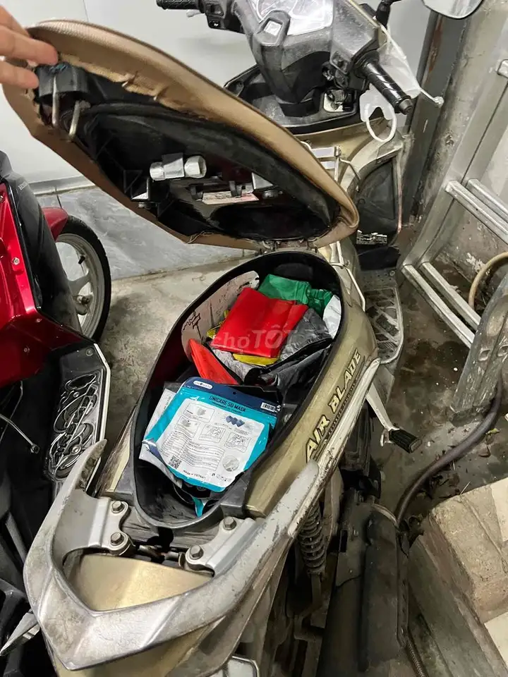 Документы на Honda Air Blade 2009 Золотистый (на запчасти)