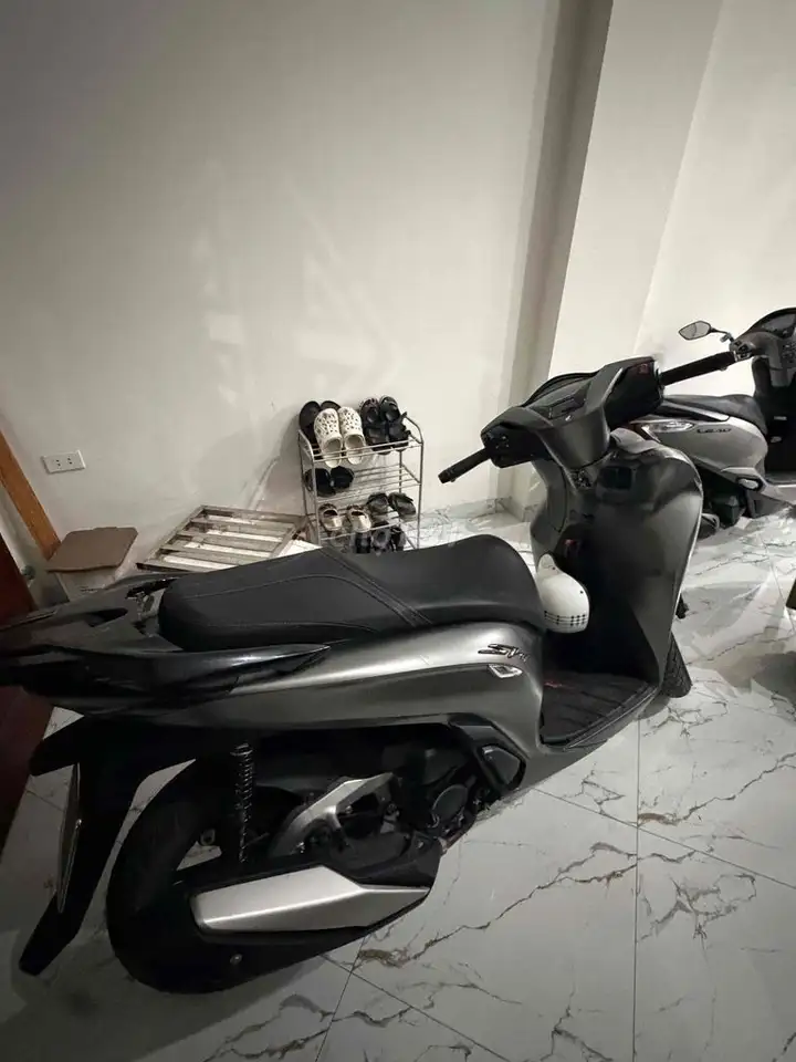 Honda SH350i 2025 Серый 17000км