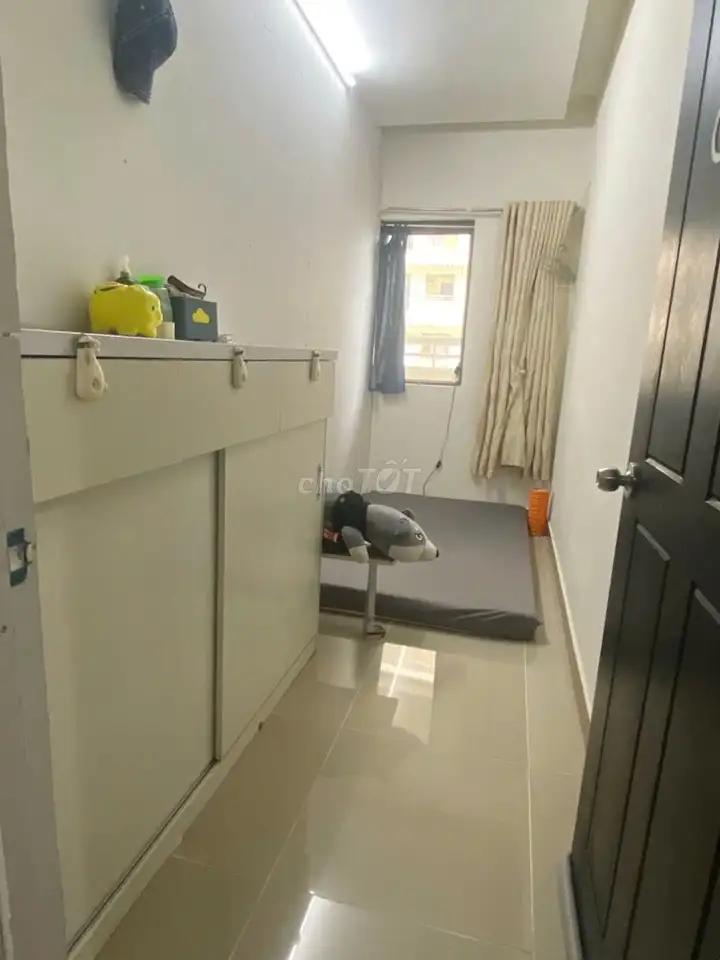 Комнаты с балконом и мебелью у Phu My Hung, Vivo City, от 2 до 2.5 млн