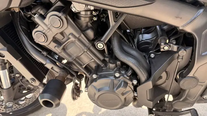 Honda CB650R 2024