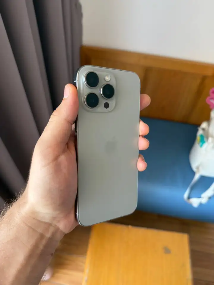 iPhone 16 Pro Max Natural Titanium 256GB