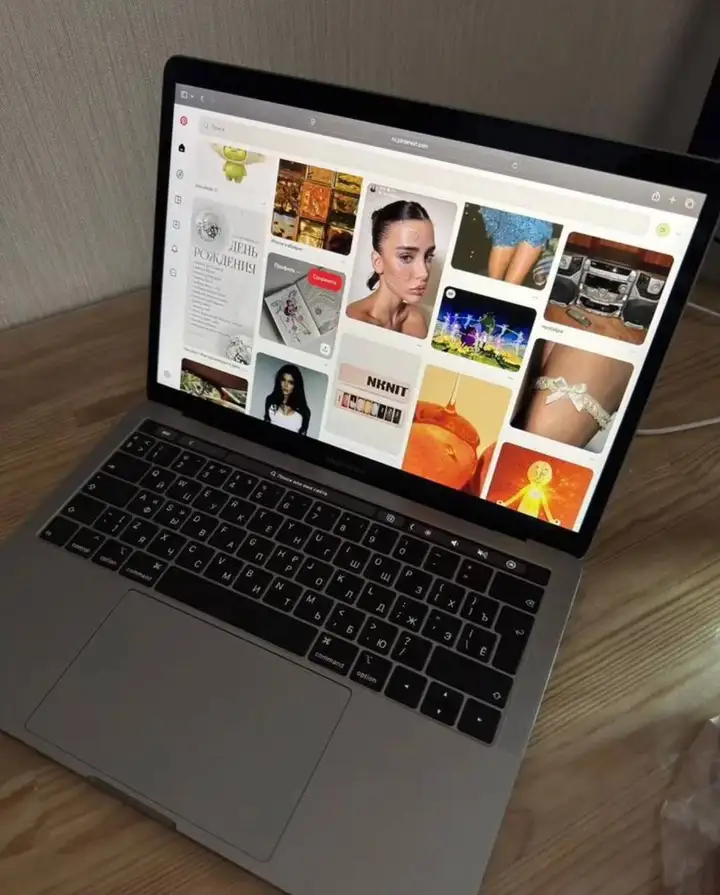 MacBook Pro 13” 2019