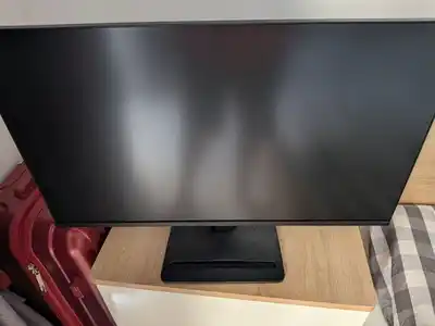 Шлем массажёр, монитор MSI 24" IPS 144Hz, стол складной 120x60x75