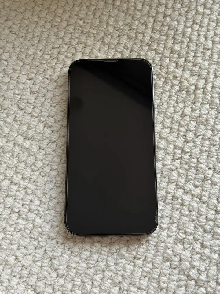 iPhone 13 Pro Max 128 ГБ, Samsung S26 512 ГБ