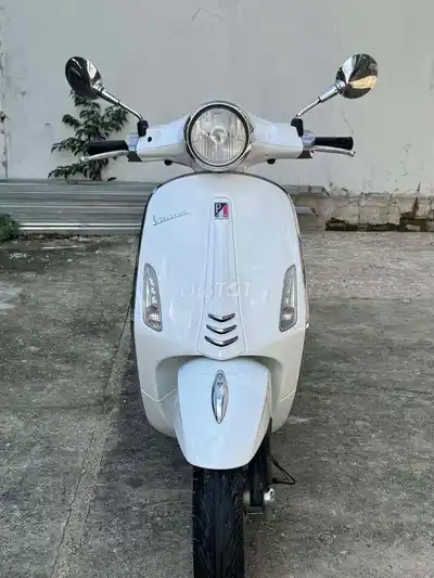 Скутер Piaggio Vespa Primavera iGet ABS Белый
