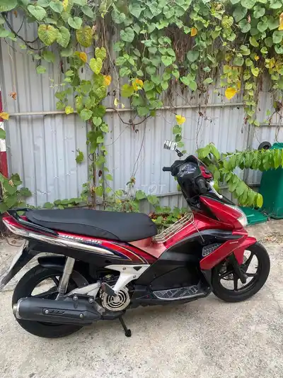 Honda Air Blade красно-чёрный 72