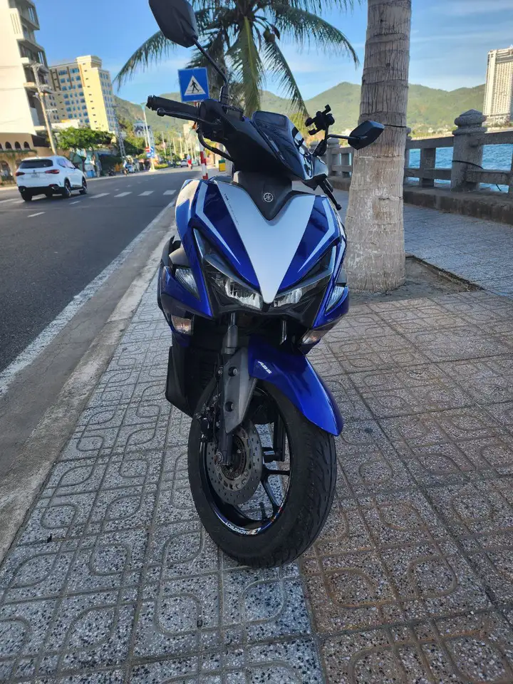 Yamaha NVX 155