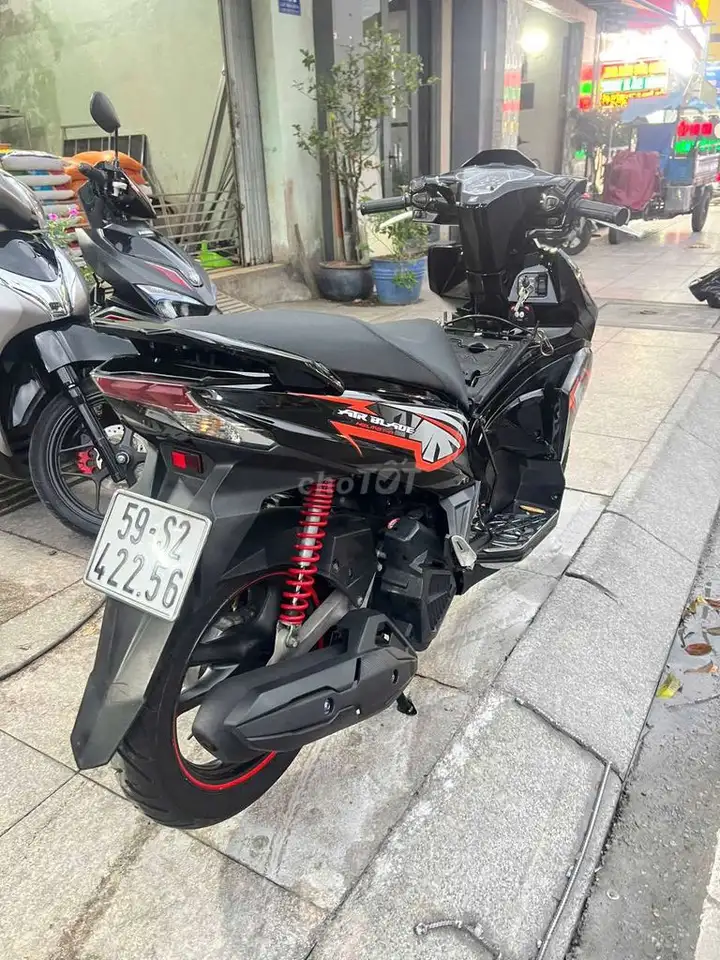 Honda Air Blade 2017 Черный Скутер