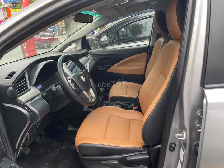 Toyota Innova 2.0MT 2017 / торг