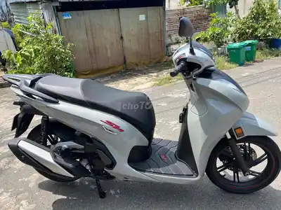 Honda SH 350i ABS 2021 тайский серый, пробег мал
