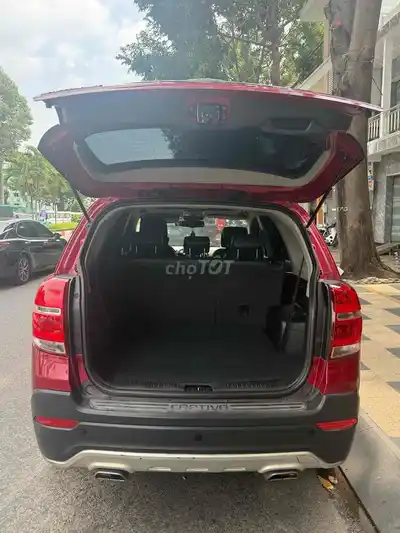 Chevrolet Captiva 2016 7 мест красный 140.000 км