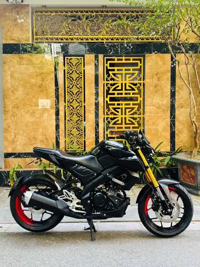 Yamaha MT-155 2023 Черный 7000 км в идеальном состоянии