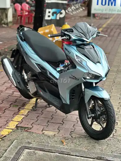 Honda Airblade 160 2023 голубой лед, рассрочка 0%
