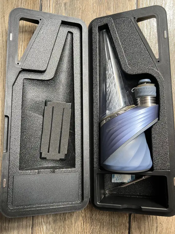 Puffco Peak Pro "Indiglo" (Limited Edition)