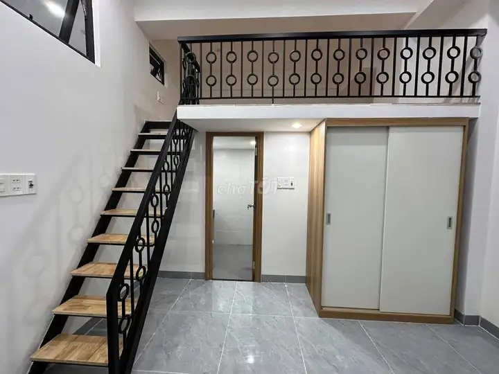 Сдается новая квартира с мебелью, рядом мост Чунг Лыонг