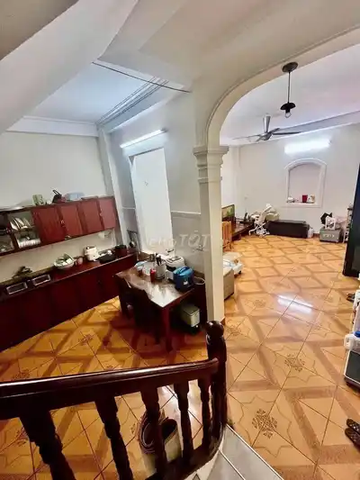 Дом целиком в переулке Йен Хоа, Кау Гиай, с мебелью