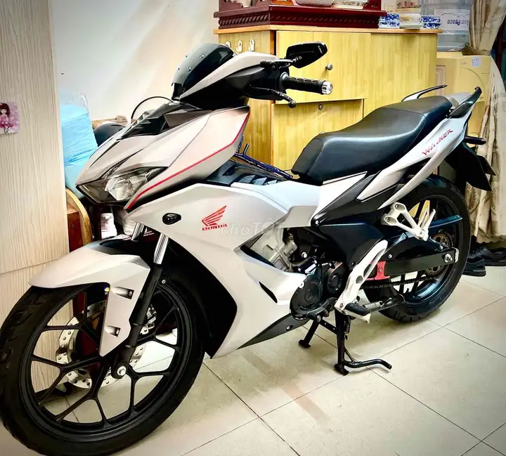 Honda Winner X 2019, серебристо-серый, МКПП