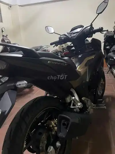 Смарт-ключ Honda Winner X ABS, черное золото, 12 000 км