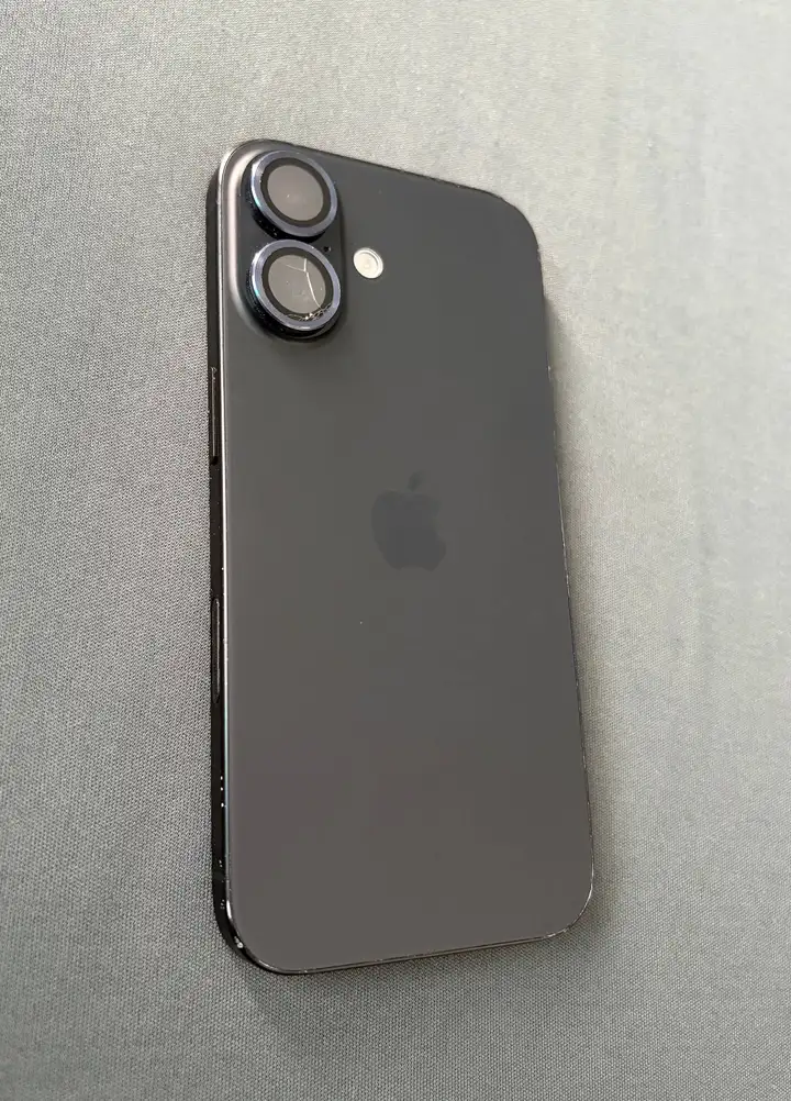 iPhone 16 128 ГБ