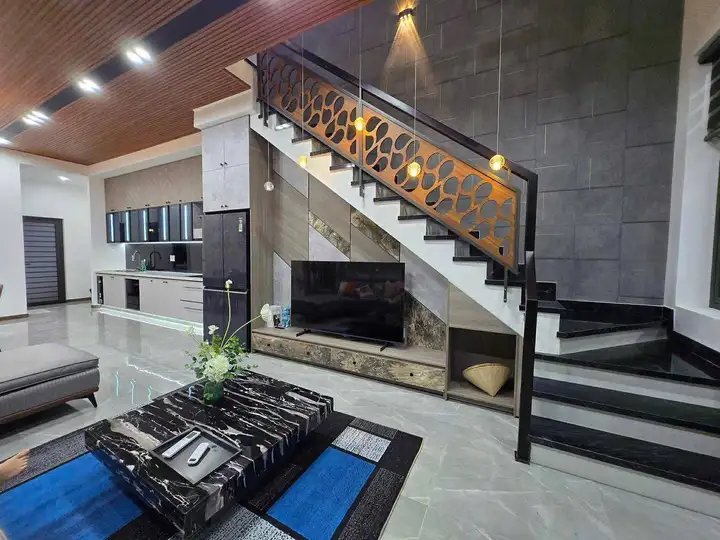 Дом 3 этажа, 3 спальни, 85 м²