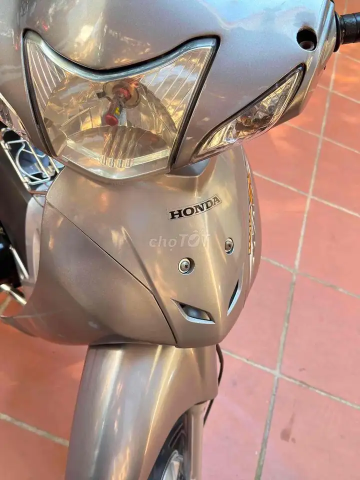 Honda Wave 100cc 2015 серый, красивая, литые диски Honda
