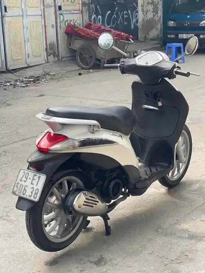 Piaggio Liberty белого цвета, как новый