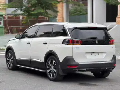 Peugeot 5008 GT 2022 Максимальная комплектация Белый 60000 км