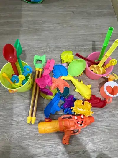 Детские игрушки